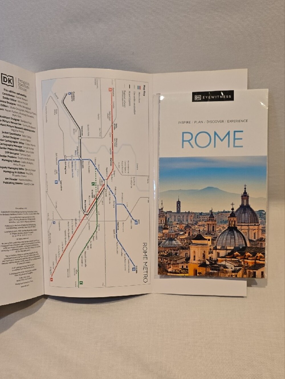 DK EYEWITNESS Rome Travel Guide Book - Picture 4 of 11